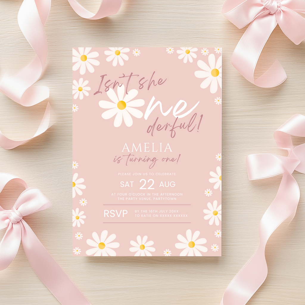 Daisy 'Isn't She Onederful' Birthday Invitation