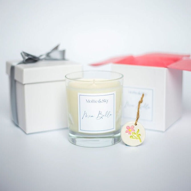 Mia Bella Candle (oud + jasmine)