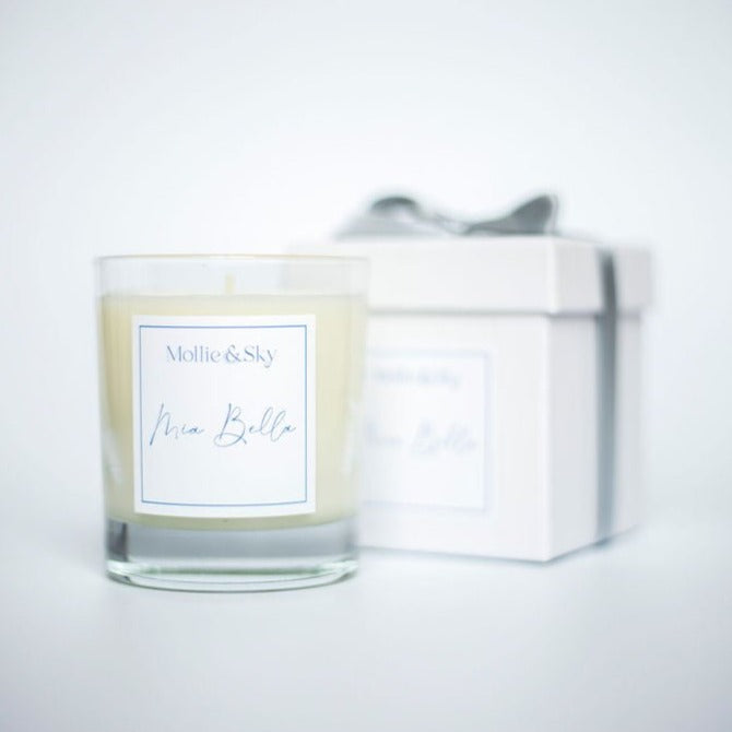 Mia Bella Candle (oud + jasmine)