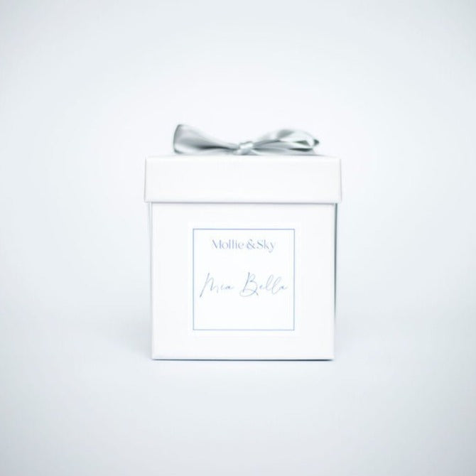 Mia Bella Candle (oud + jasmine)